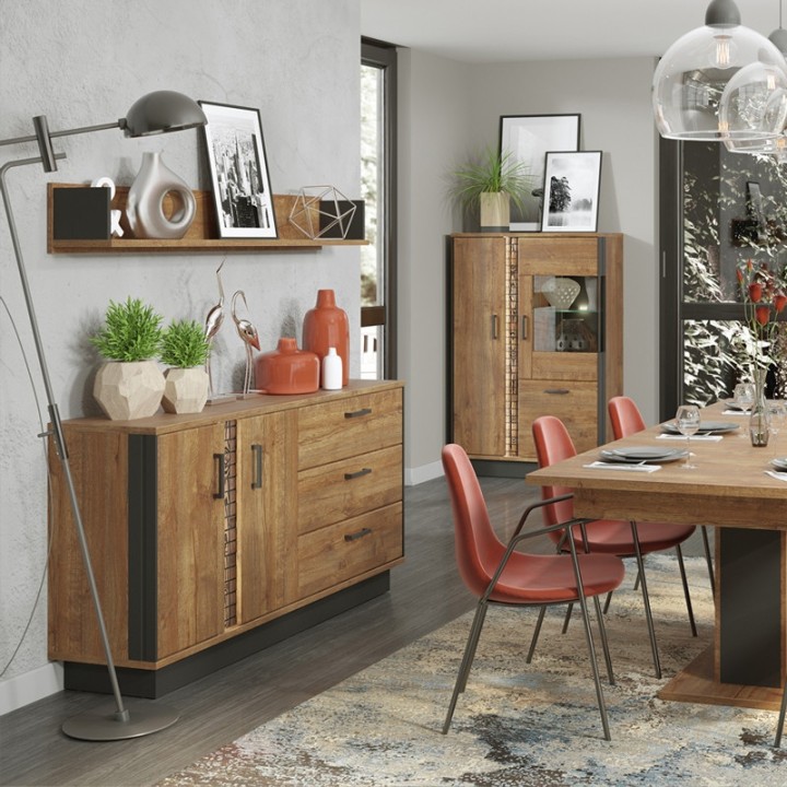 "Chest of Drawers"