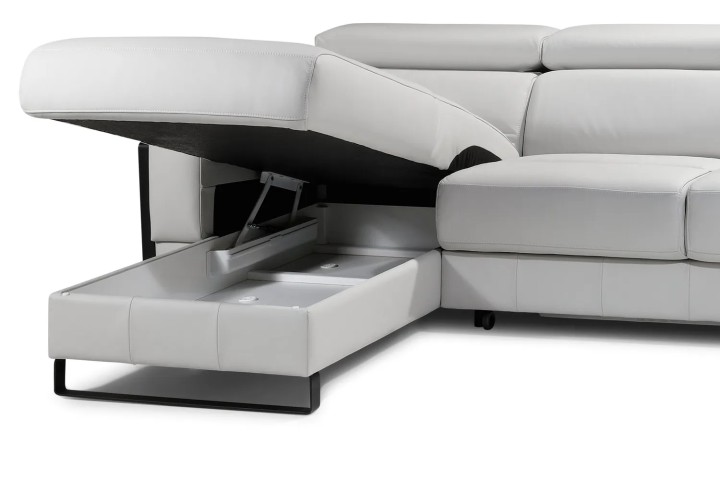 Mayon left-hand corner sofa with an open ottoman – modern design and comfortable seating.