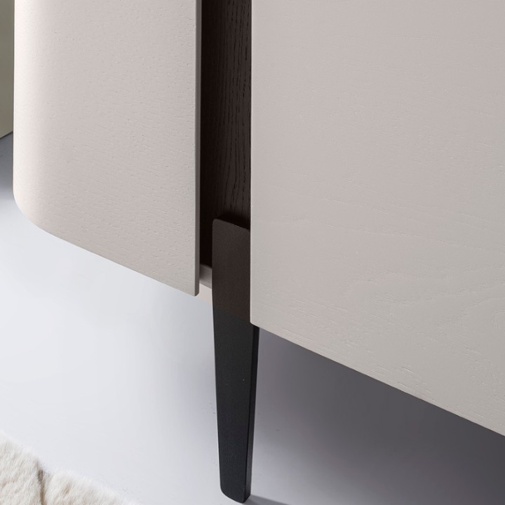 Leo TV Unit