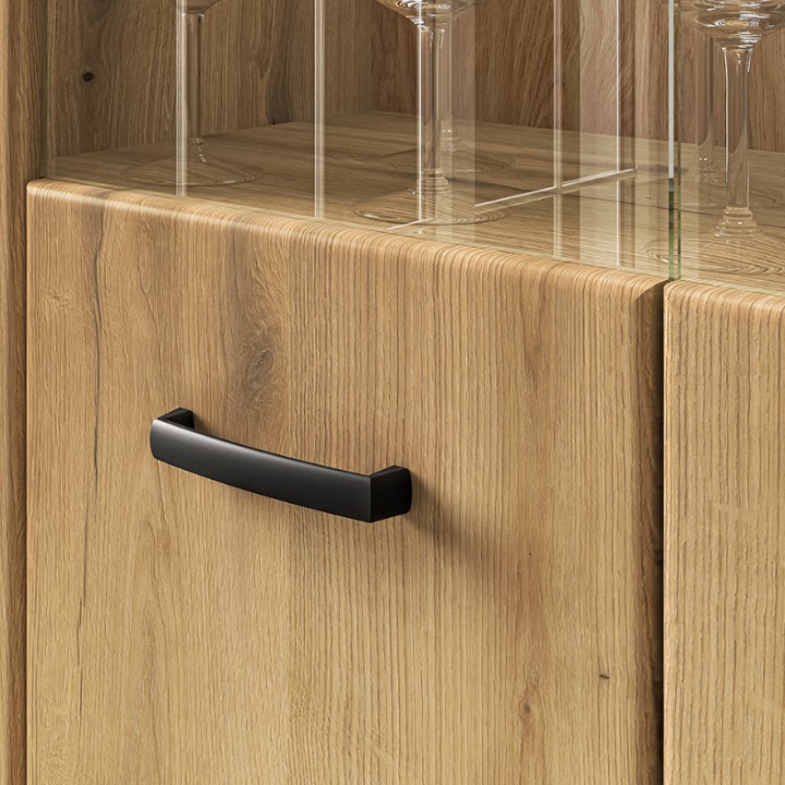 Traditional Oak Small Display Cabinet 144cm | J&B Furniture