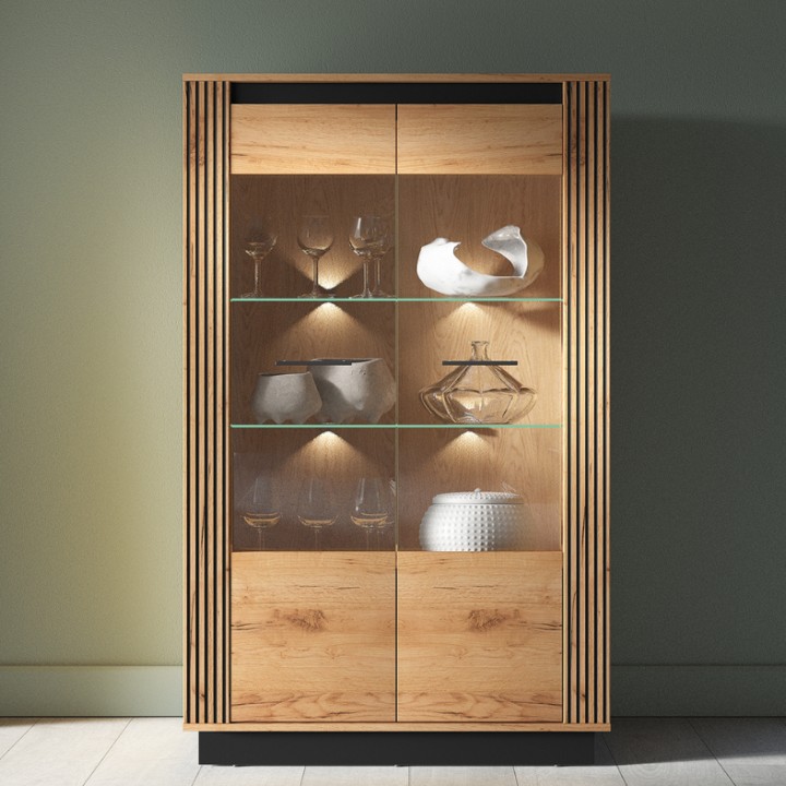 Modern Display Cabinet – Display Unit 141cm