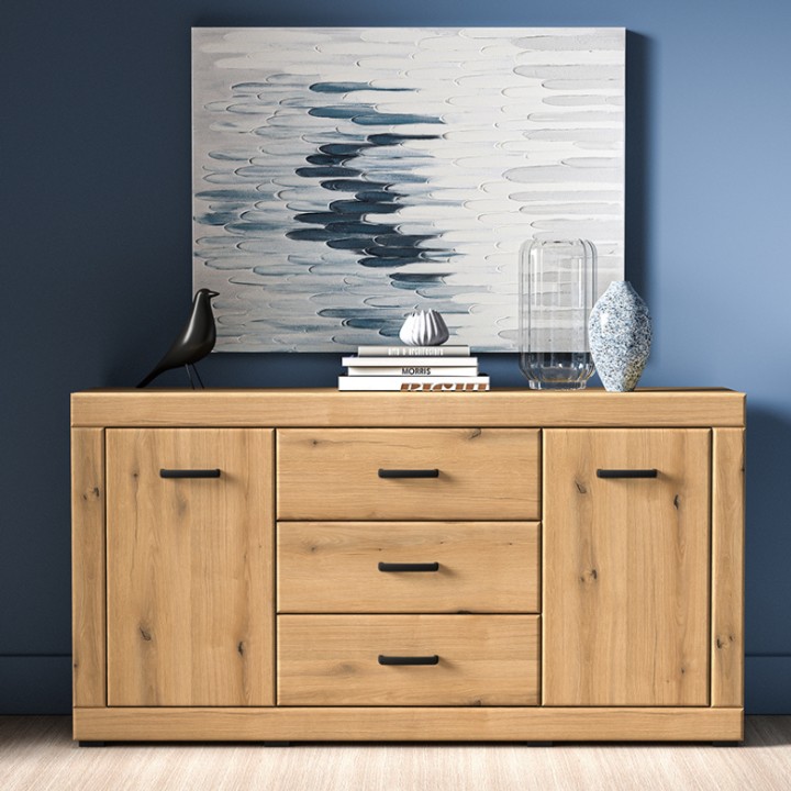 Sideboard with Modern & Traditional Design – J&B Furniture