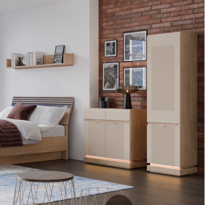 Modern Oak Wall Shelf for Living Rooms | Ireland