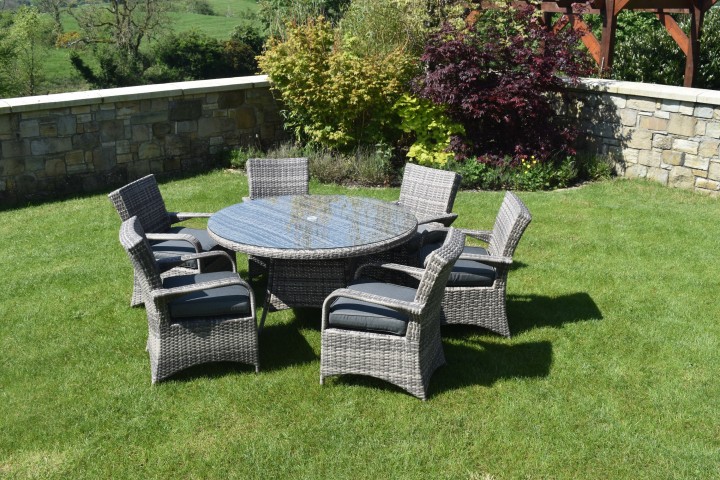 garde furniture  dining set