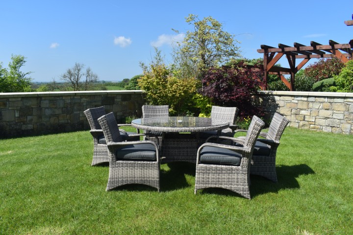garde furniture  dining set