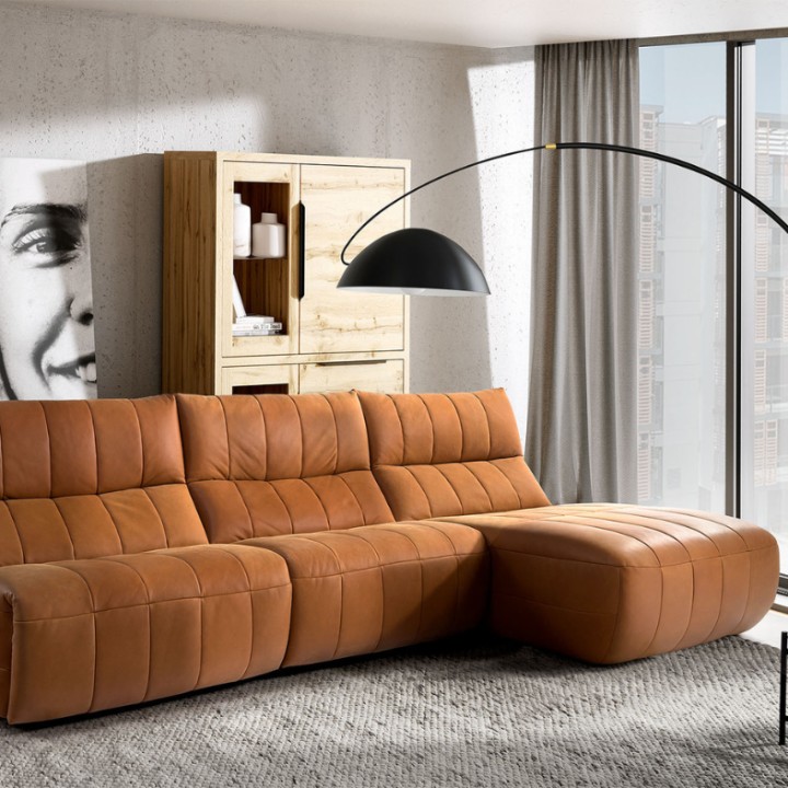 Chaise Longue Sofa with Electric Recliner