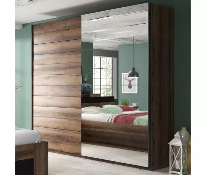 "sliding wardrobe"