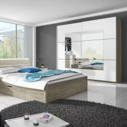 "sliding wardrobe"