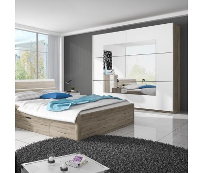 "sliding wardrobe"